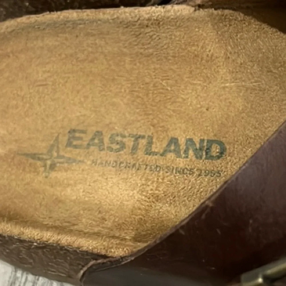 Eastland Cambridge Brown Leather Sandals
